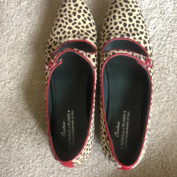 Donald J. Pliner Couture Cheetah print flats 9 - Picture 6 of 9